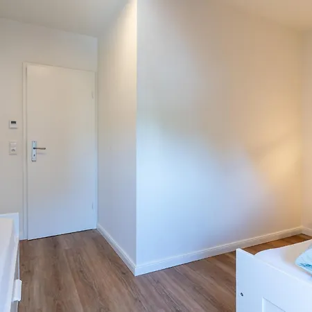 Butze - Moderne Fuer 4 Pers Im Zentrum Von Spo Апартаменты
